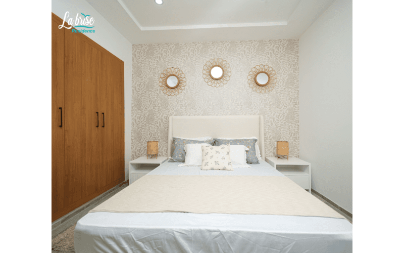 La Brise 8