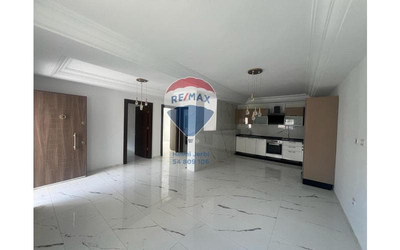 Appartement s+2 8