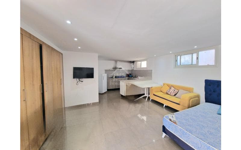 Villa studio