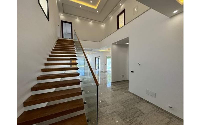 Villa s+5 et plus 2