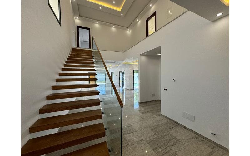 Villa s+4 4