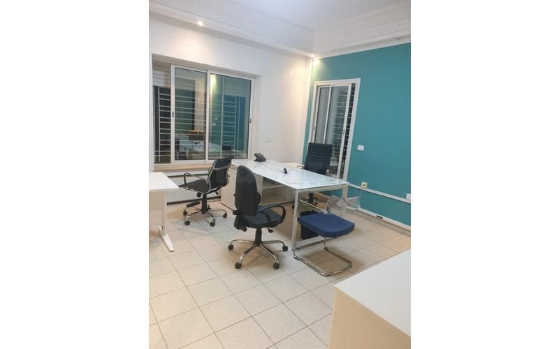 Bureau 4