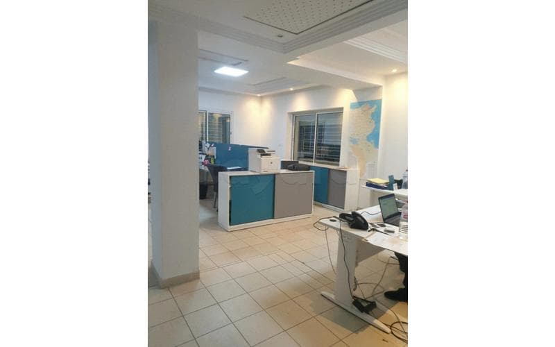 Bureau 6