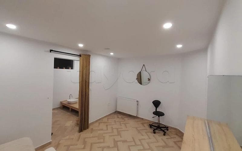 Bureau 4