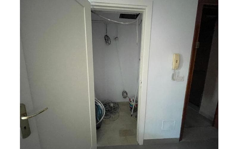 Bureau 6