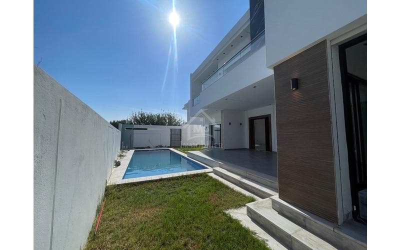 Villa s+3 8