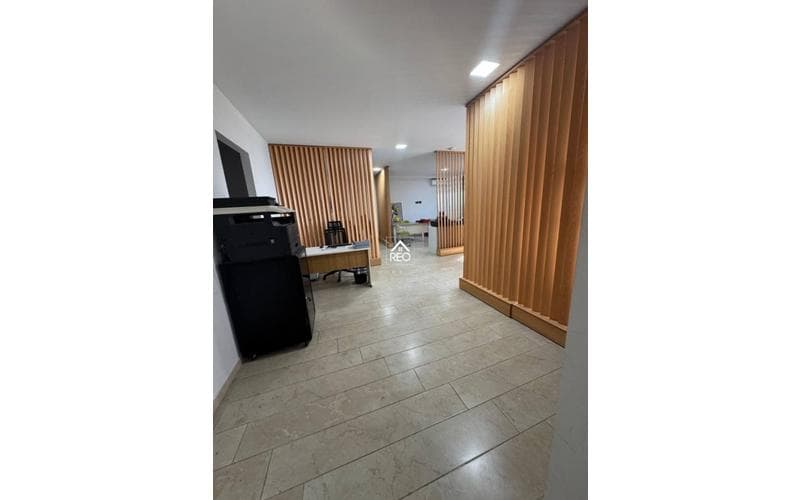 Bureau 4