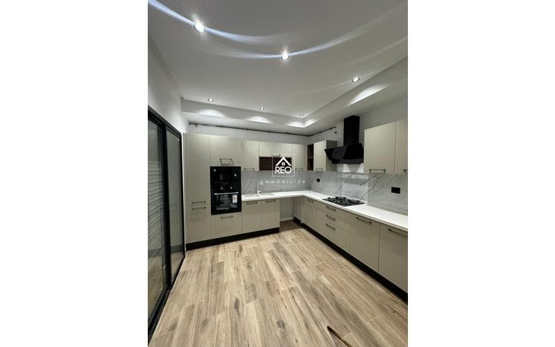 Appartement s+2 8