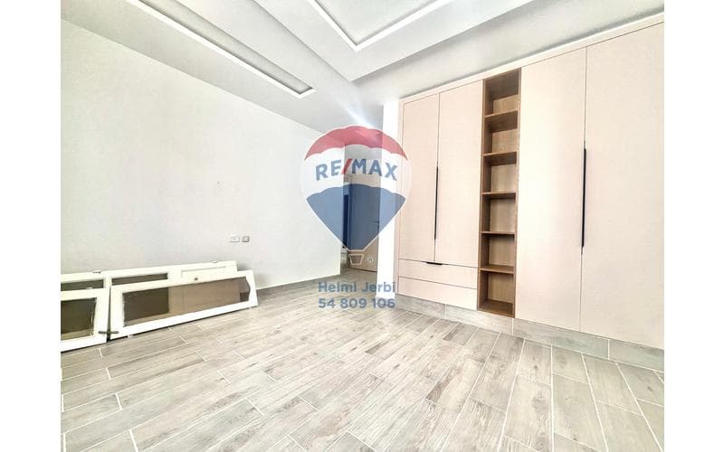 Appartement s+4 4