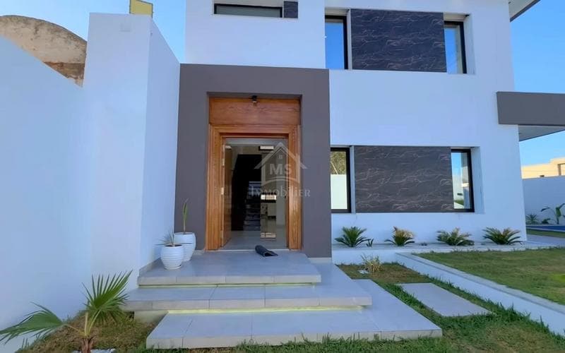 Villa s+4
