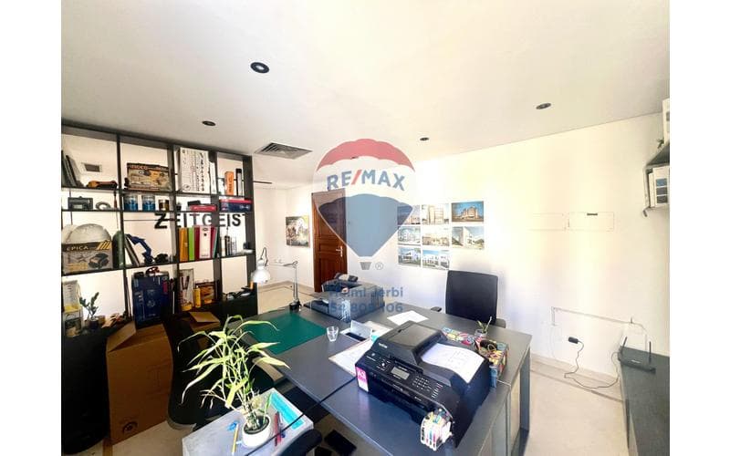 Bureau 6