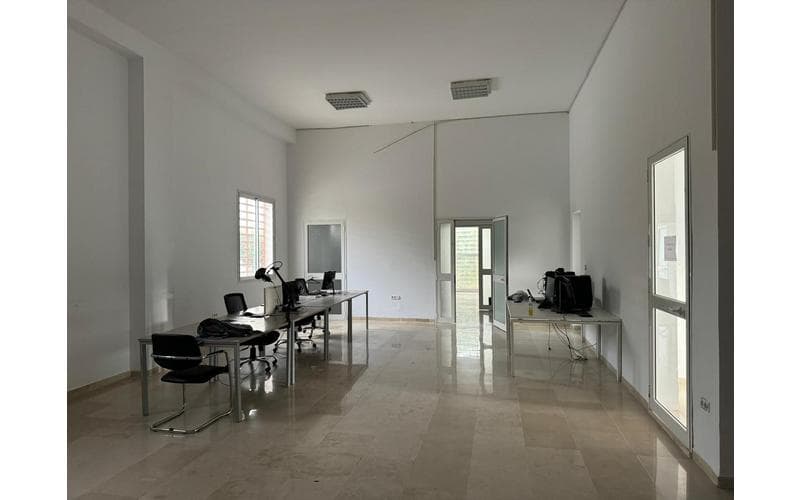 Bureau 4