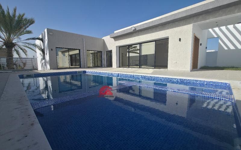 Villa s+3 8