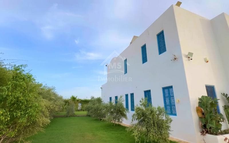 Villa s+5 et plus 2