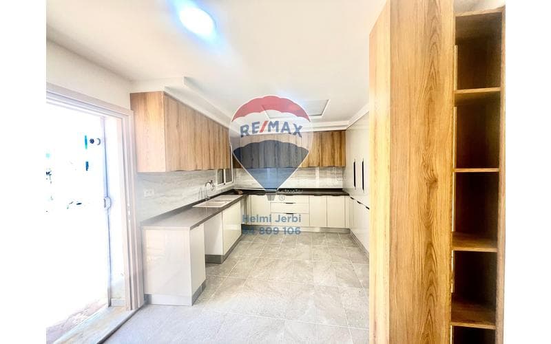 Appartement s+4 10